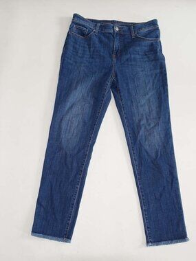 Chico's Women's So Slimming Girlfriend Slim Ankle Jeans Size 1 / 8 Regular 8R